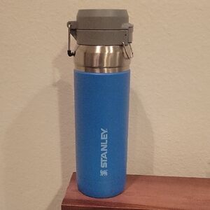 Stanley Blue Insulated Travel Tumbler The Quick Flip Go Bottle | 24 OZ